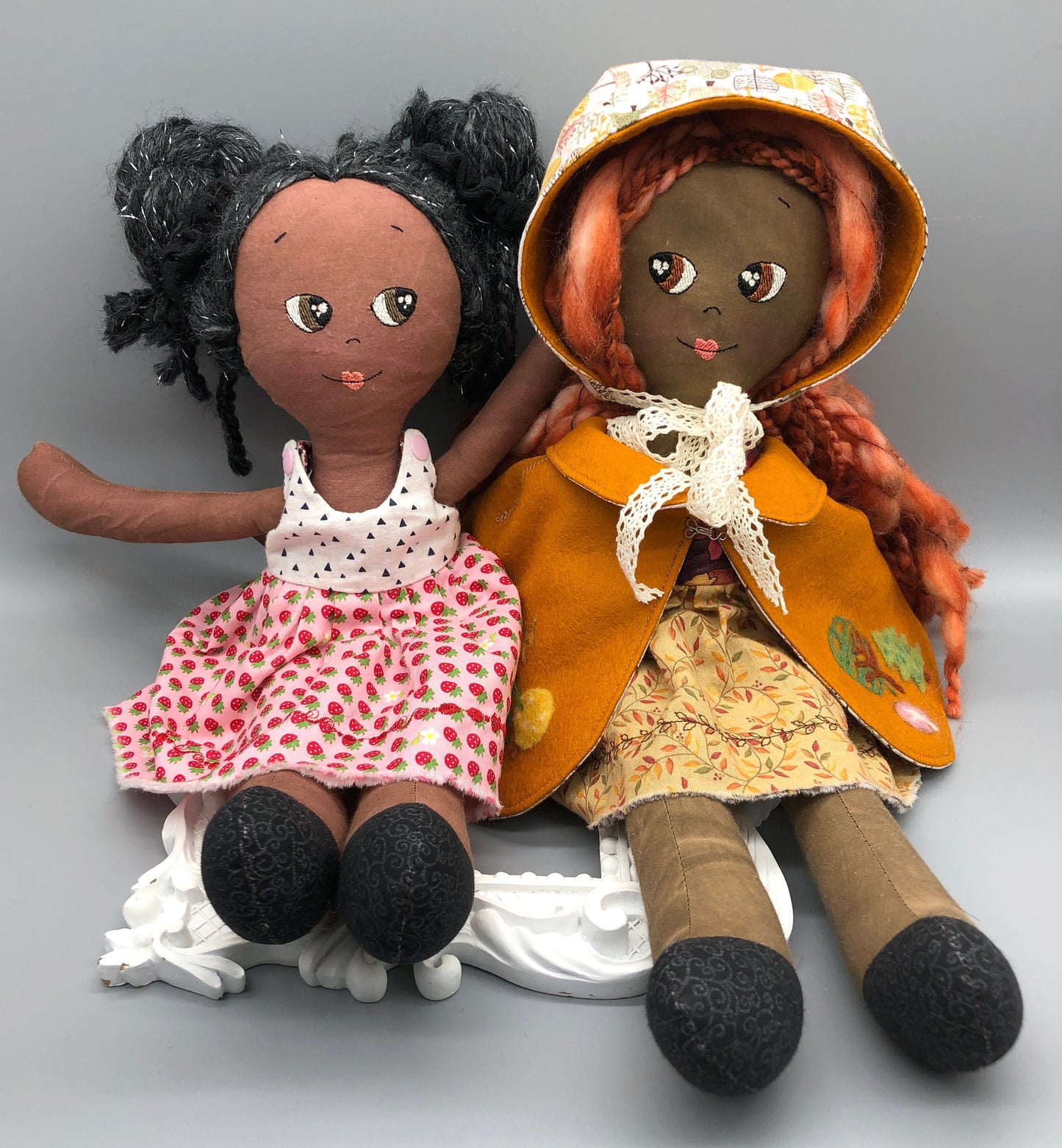 REVERSIBLE needle felted CAPE for Maorinette Dolls